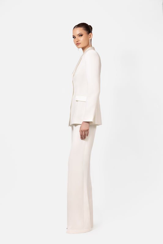 White Tailored Blazer and Pants Suit Set