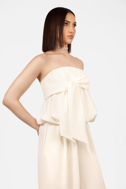 Look 16